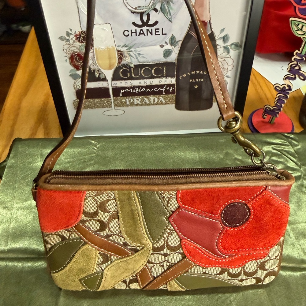 Coach Poppy for Peace Special Edition Wristlet - Picture 4 of 14